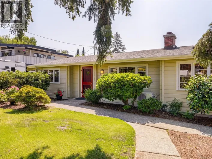 901 Verdier Ave, Central Saanich