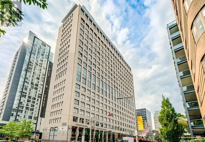 902 - 111 ST. CLAIR AVENUE W, Toronto