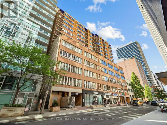 902 - 120 ST PATRICK STREET, Toronto
