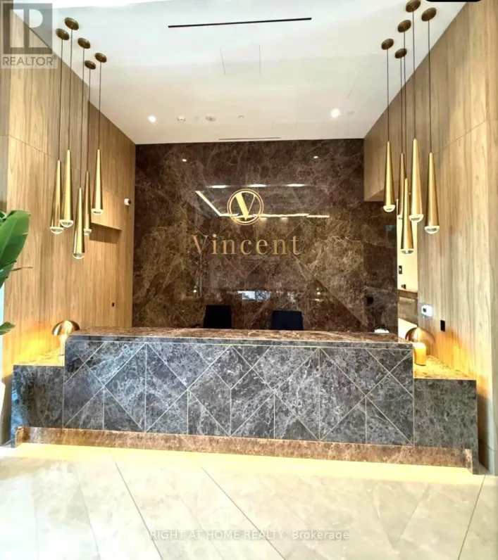 902 - 21 MEADOWDALE ROAD, Vaughan