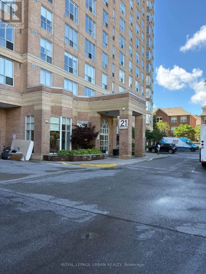 902 - 21 OVERLEA BOULEVARD, Toronto