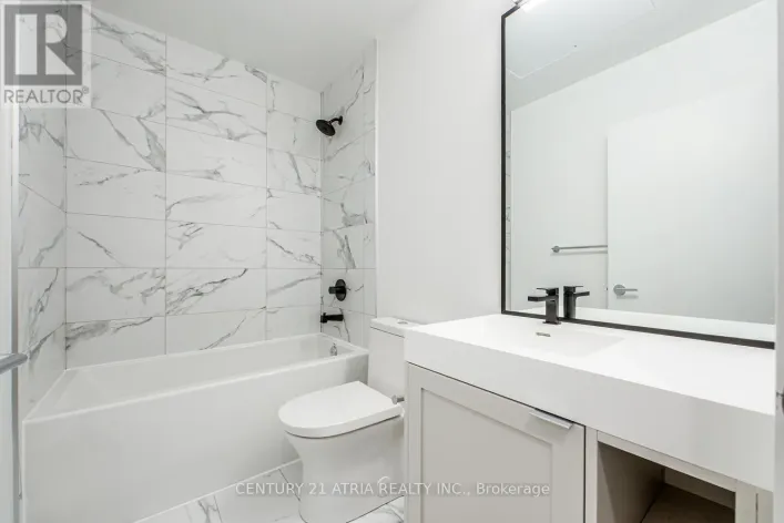 902 - 250 LAWRENCE AVENUE, Toronto