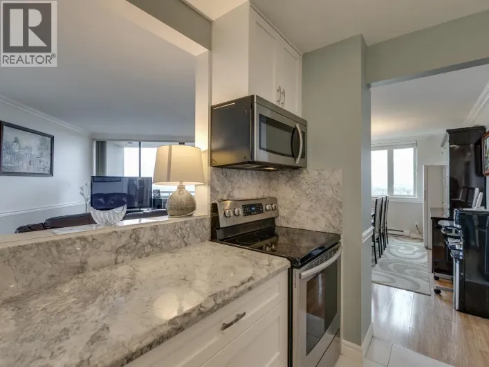 902 3920 HASTINGS STREET, Burnaby