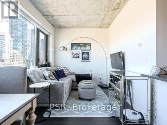 902 - 400 WELLINGTON STREET W, Toronto