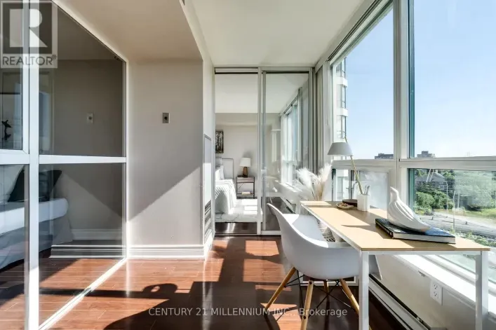 902 - 4450 TUCANA COURT, Mississauga