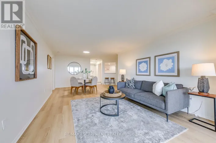 902 - 5080 PINEDALE AVENUE, Burlington