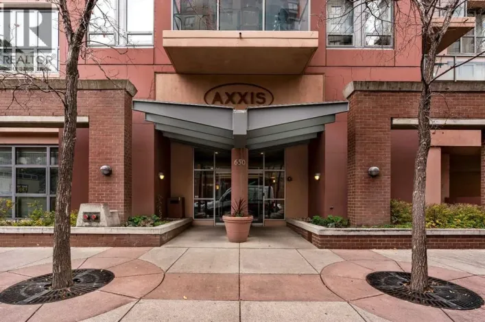 902, 650 10 Street SW, Calgary