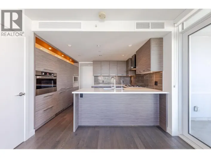 902 7468 LANSDOWNE ROAD, Richmond