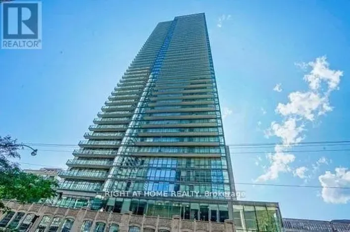 902 - 832 BAY STREET, Toronto