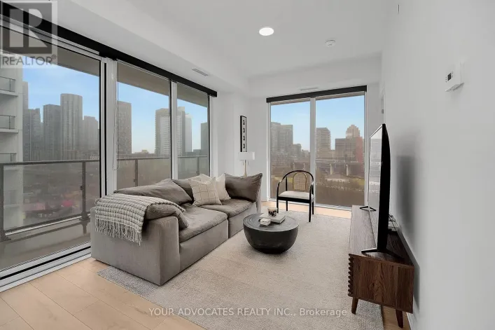 902 - 9 TECUMSETH STREET, Toronto