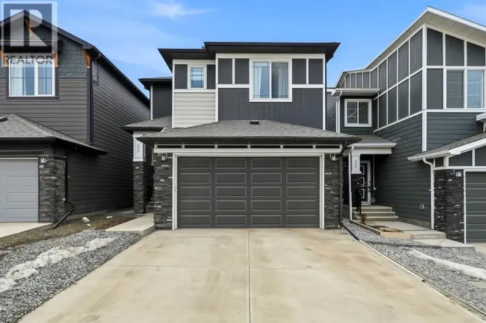 902 Bluerock Way SW, Calgary