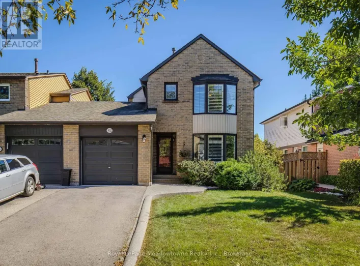 902 LAURIER AVENUE, Milton