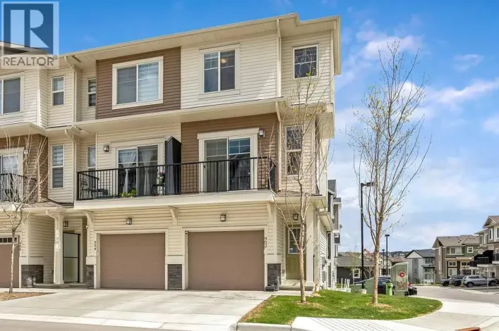 902 Sage Hill Grove NW, Calgary