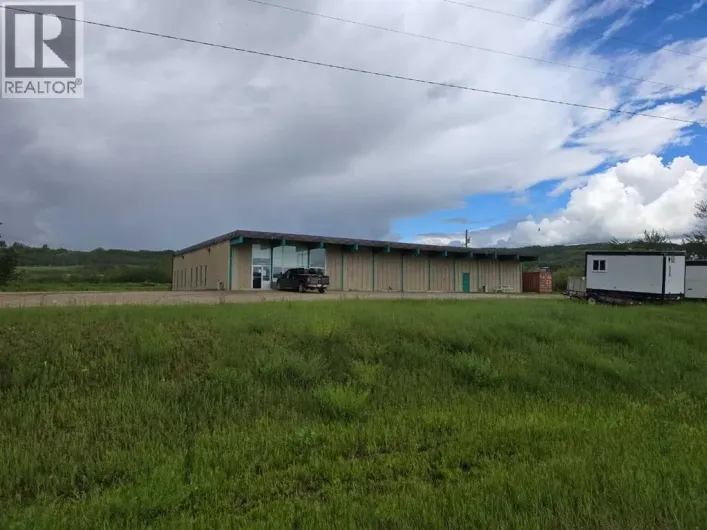 9020 90 Street, Peace River