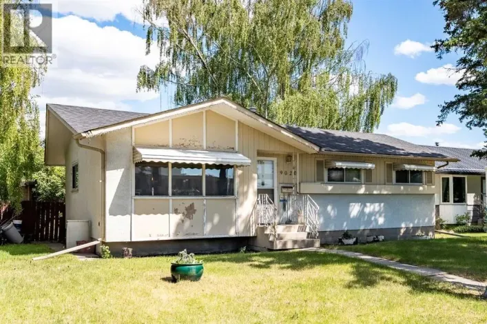 9020 Fairmount Drive SE, Calgary