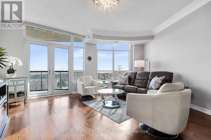 903 - 1135 ROYAL YORK ROAD, Toronto