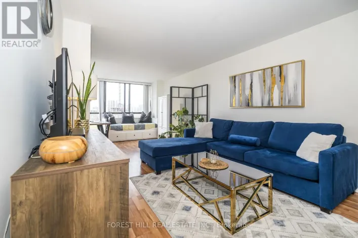 903 - 117 GERRARD STREET E, Toronto
