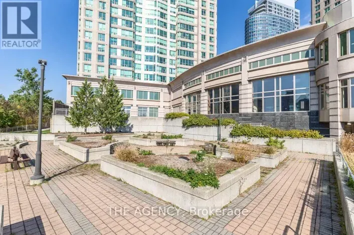 903 - 18 LEE CENTRE DRIVE, Toronto