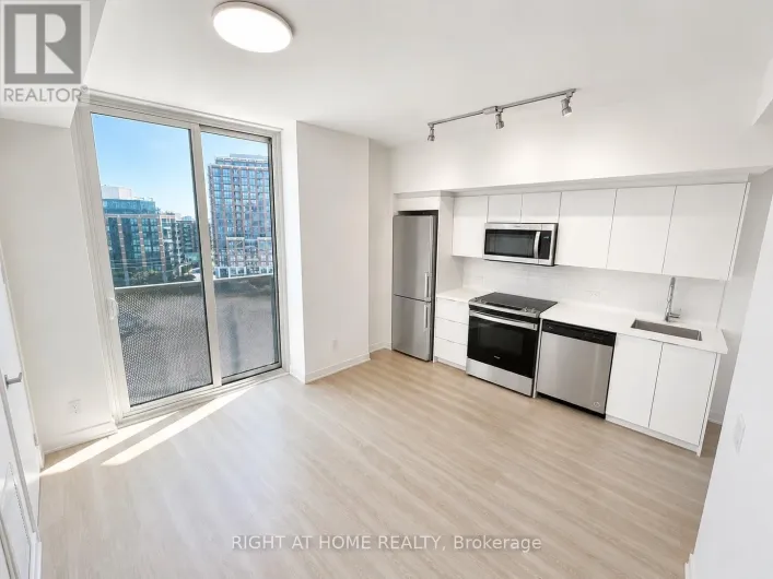 903 - 30 TRETTI WAY, Toronto