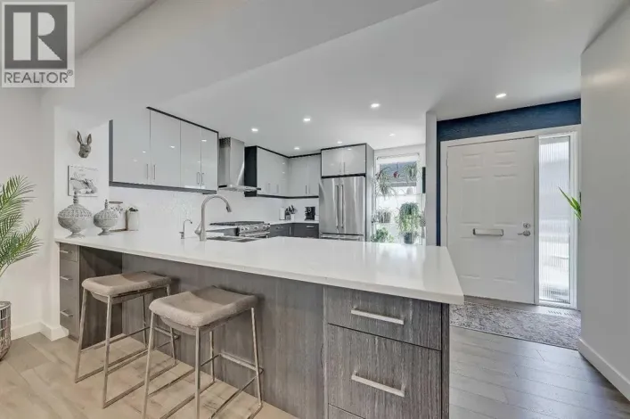 903, 3240 66 Avenue SW, Calgary