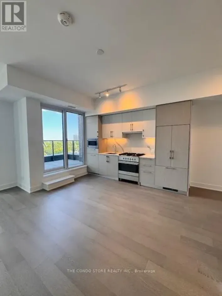 903 - 8 MANOR ROAD W, Toronto