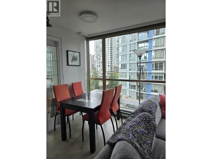 903 822 HOMER STREET, Vancouver