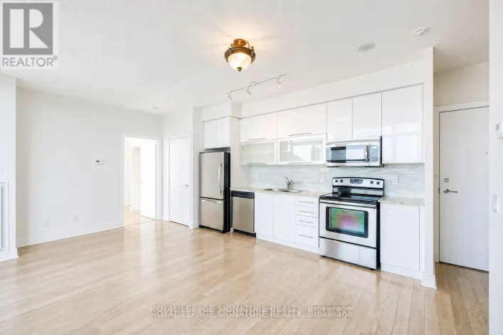 903 - 90 STADIUM ROAD, Toronto