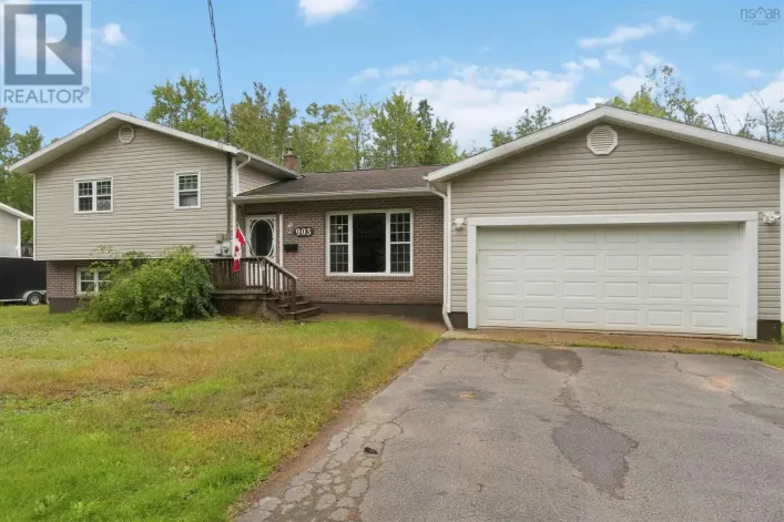 House for sale: 903 Dalmation Drive, Greenwood