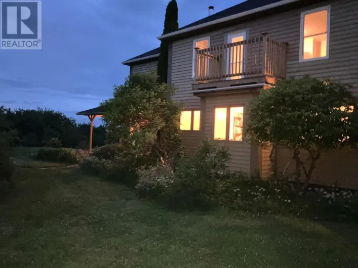 903 FELTZEN SOUTH Road, Feltzen South