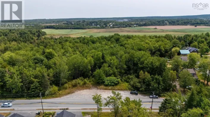 903 Highway 2, Elmsdale