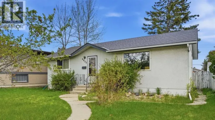 9032 Fairmount Drive SE, Calgary
