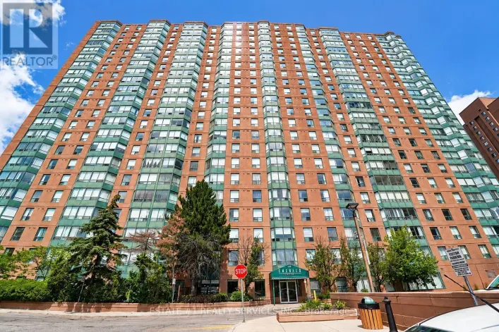 904 - 135 HILLCREST AVENUE, Mississauga