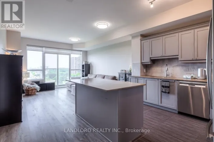 904 - 3865 LAKE SHORE BOULEVARD W, Toronto