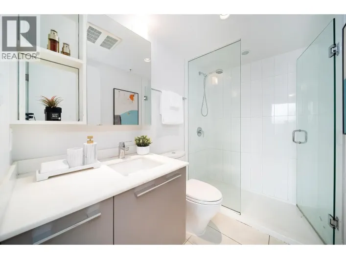 904 8131 NUNAVUT LANE, Vancouver