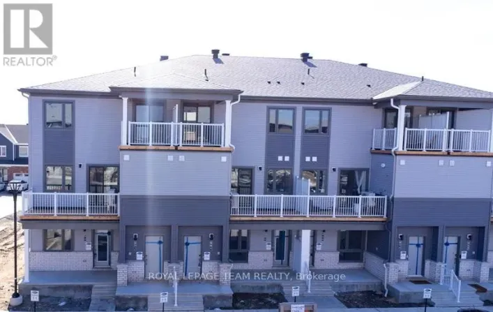 904 PARNIAN PRIVATE, Ottawa