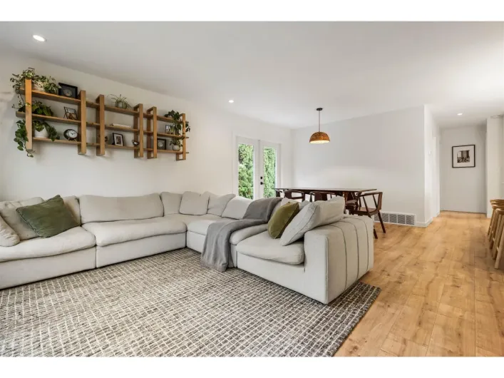 9046 BROADWAY STREET|Chilliwack Proper South, Chilliwack