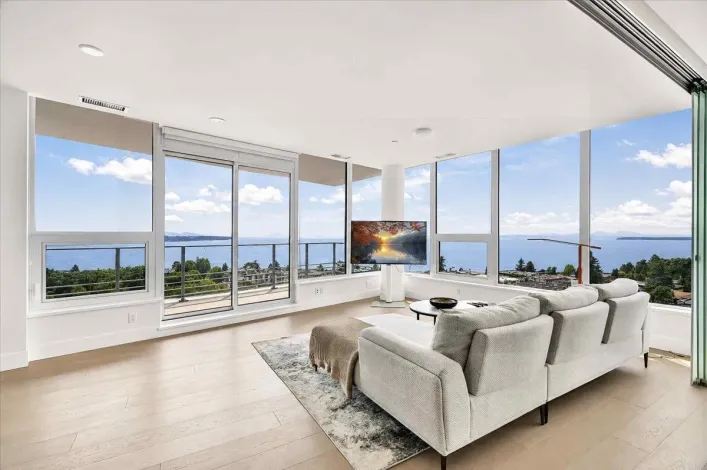 905 1342 JOHNSTON ROAD, White Rock