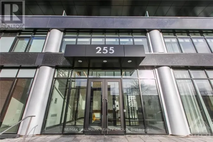 905 - 255 BAY STREET, Ottawa