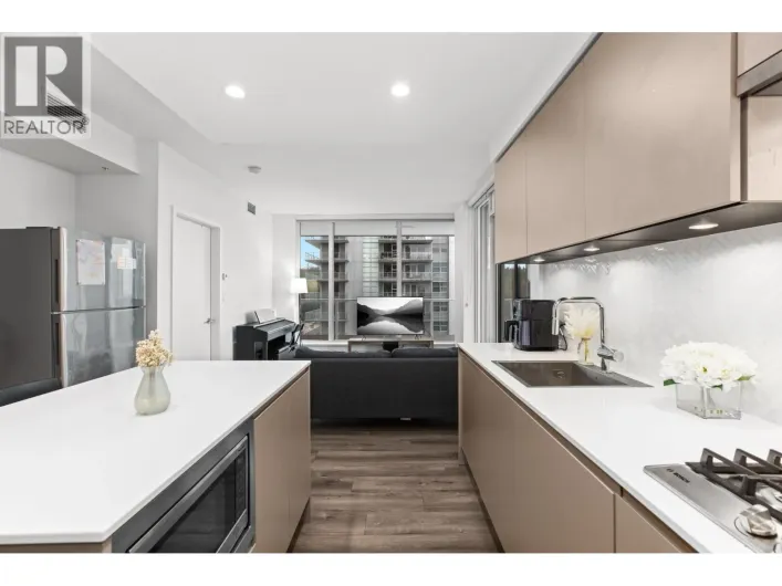 905 3833 EVERGREEN PLACE, Burnaby