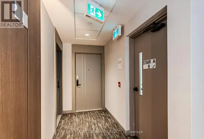 Apartment for rent: 905 - 700 SHEPPARD AVENUE W, Toronto