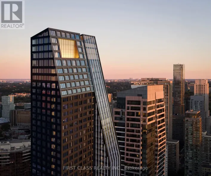 905 - 8 WELLESLEY STREET W, Toronto