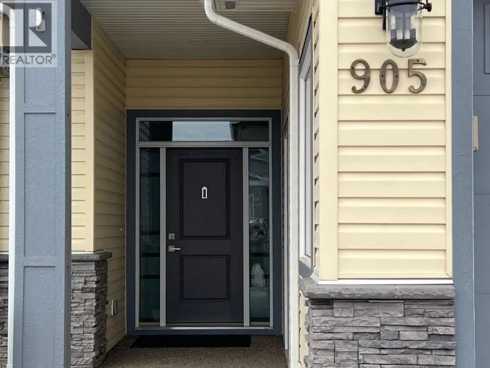 905 9th Avenue, Vernon