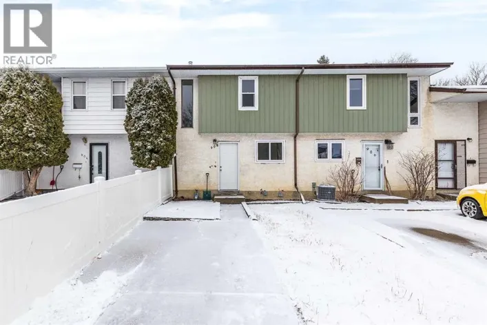 905 Clennel Crescent SE, Medicine Hat