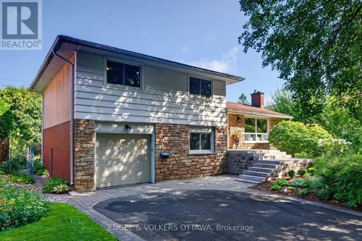 905 GARWOOD AVENUE, Ottawa