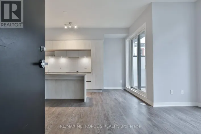 906 - 2 STECKLEY HOUSE LANE, Richmond Hill