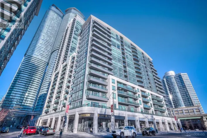 906 - 25 LOWER SIMCOE STREET, Toronto