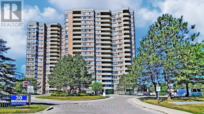 906 - 30 THUNDER GROVE, Toronto