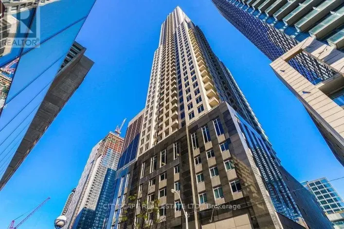 906 - 35 BALMUTO STREET, Toronto