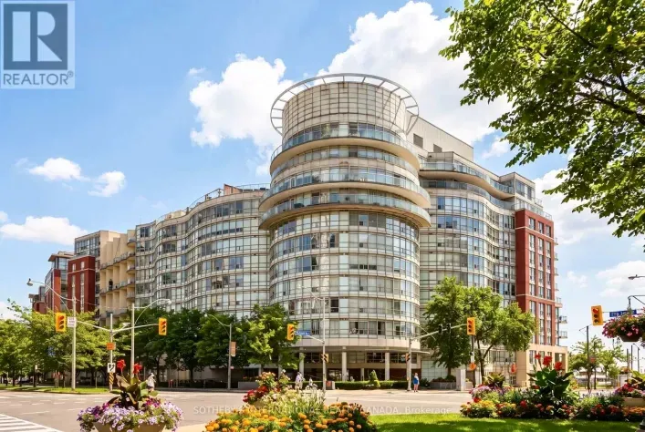 Apartment for rent: 906 - 550 QUEENS QUAY W, Toronto