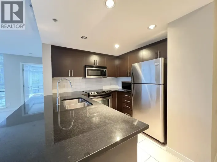 906 555 DELESTRE AVENUE, Coquitlam